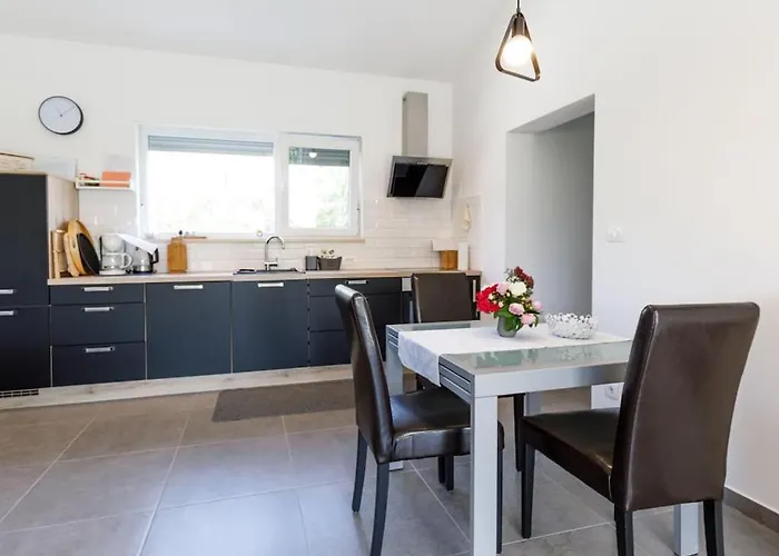 1-bedroom